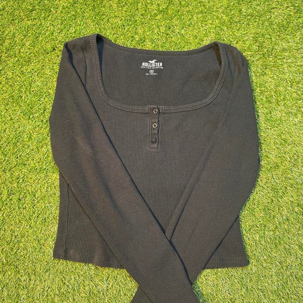 Hollister Black Thermal Henley Size Medium